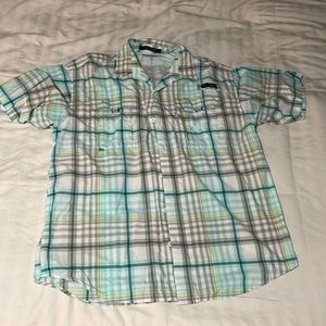 Medium Columbia super Bahama vented shirt